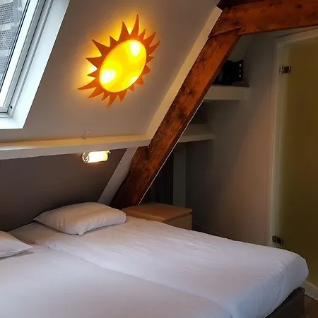 Corner House