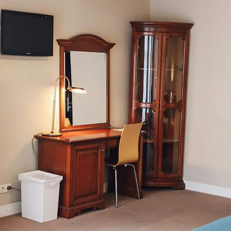 Corner House Hotel