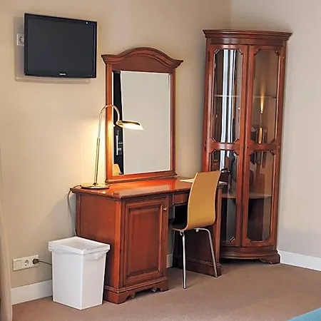 Hotel Corner House *