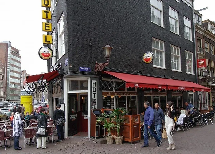 Hotel Corner House *